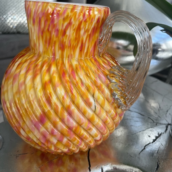 Made by web in England Victorian glass swirl rib, optic Polychrome ball pitcer - Picture 13 of 15